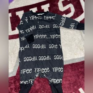 gerber onesise,newborn,all black